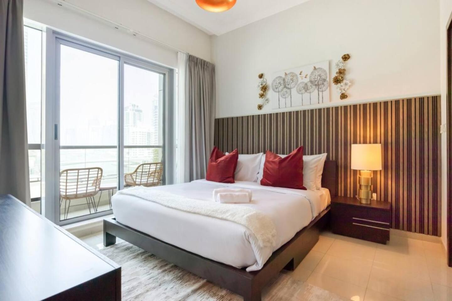 Luxurious 1 Bedroom In The Marina! Apartment Dubai