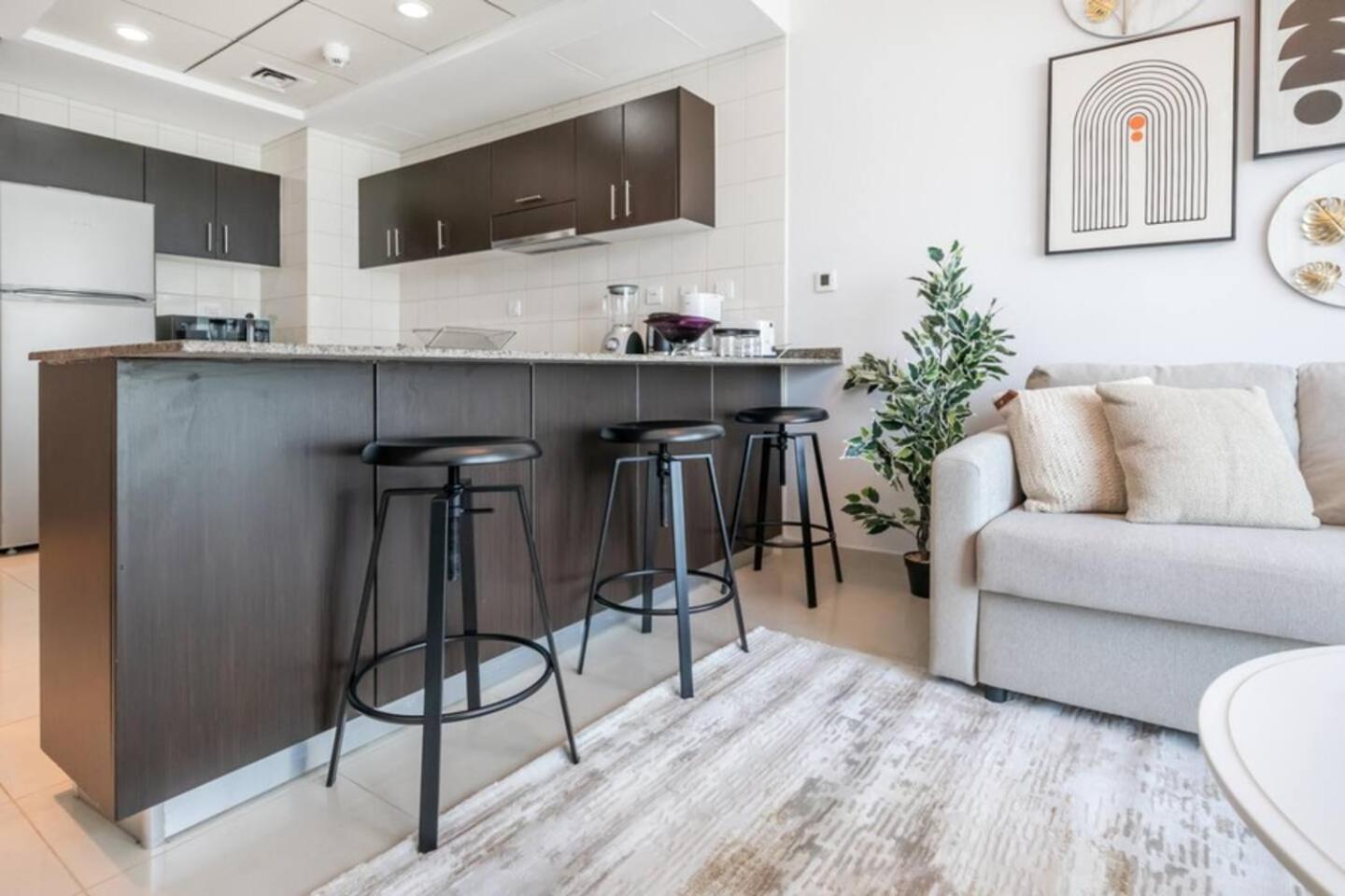 Luxurious 1 Bedroom In The Marina! Dubai